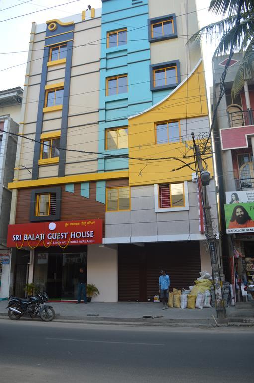 Sri Balaji Guest House Bangalore Exterior photo