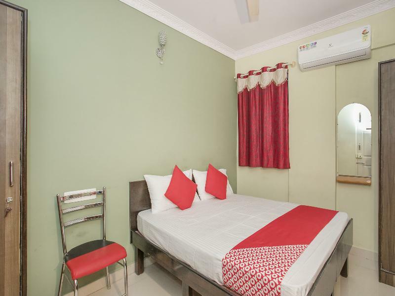 Sri Balaji Guest House Bangalore Exterior photo
